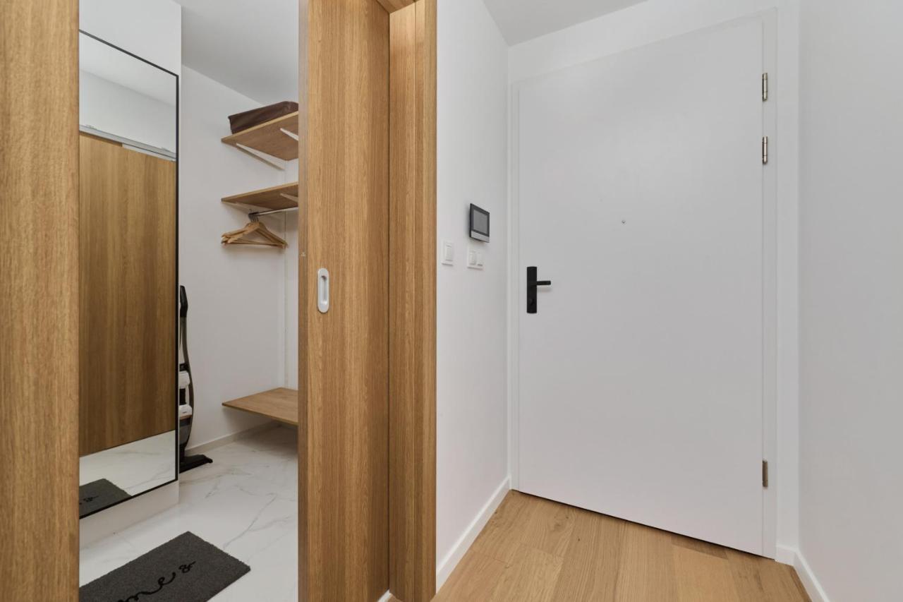 Walonska 16 Sauna & Fitness Family Apartments By Renters Prestige Breslavia Exterior foto